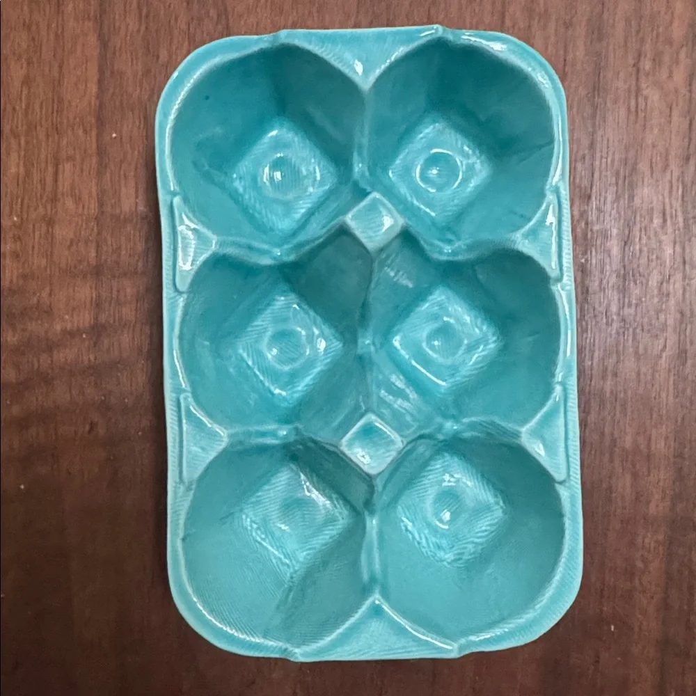 ANTHROPOLOGIE biscuit HALF-DOZEN 6 EGG CRATE TURQUOISE Blue STONEWARE #25442534